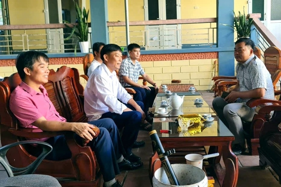 Nhiều thạc sĩ miền xuôi tình nguyện ‘băng rừng’ lên xã miền núi làm việc