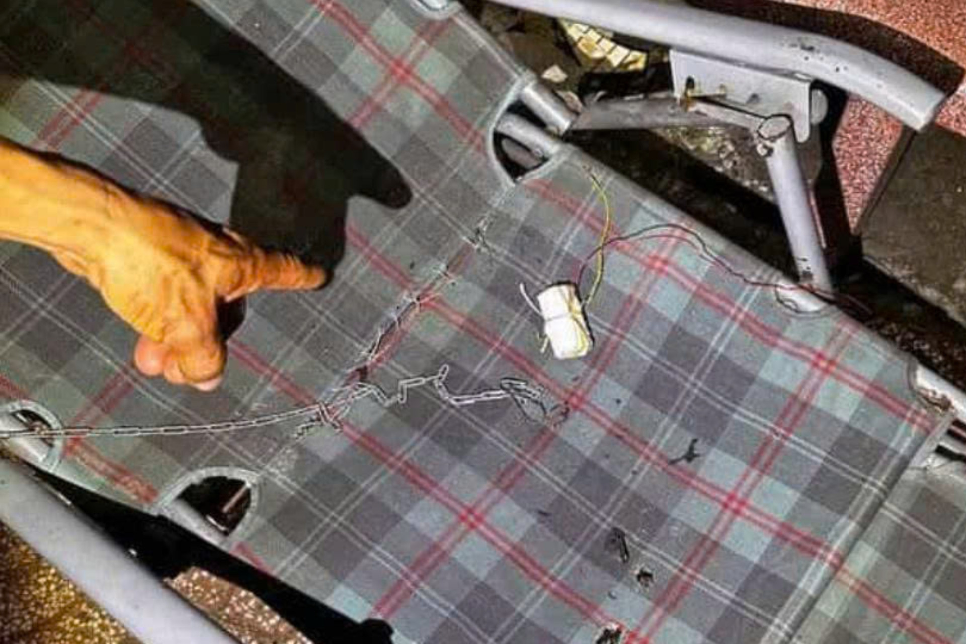 Nổ cục sạc điện thoại tự chế, người đàn ông bị chấn thương nặng