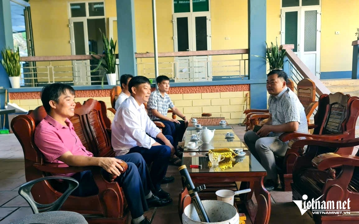 W-a1Cán bộ miền xuôi tình nguyện .jpg