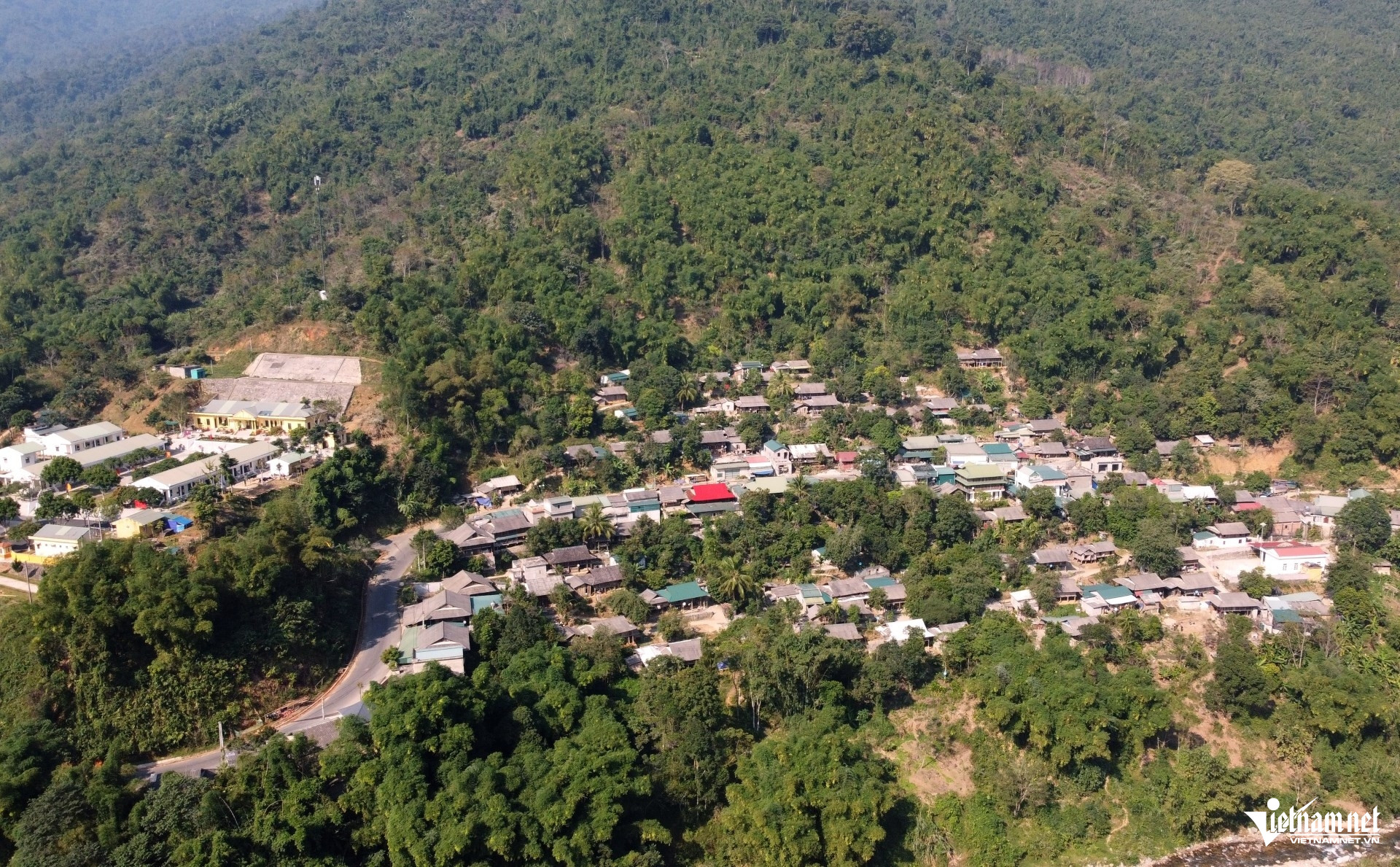W-a4Cán bộ miền xuôi tình nguyện .JPG.jpg