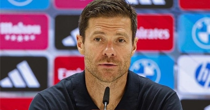 Xabi Alonso phá lệ Ancelotti ở Real Madrid, nói chí lý về Mbappe