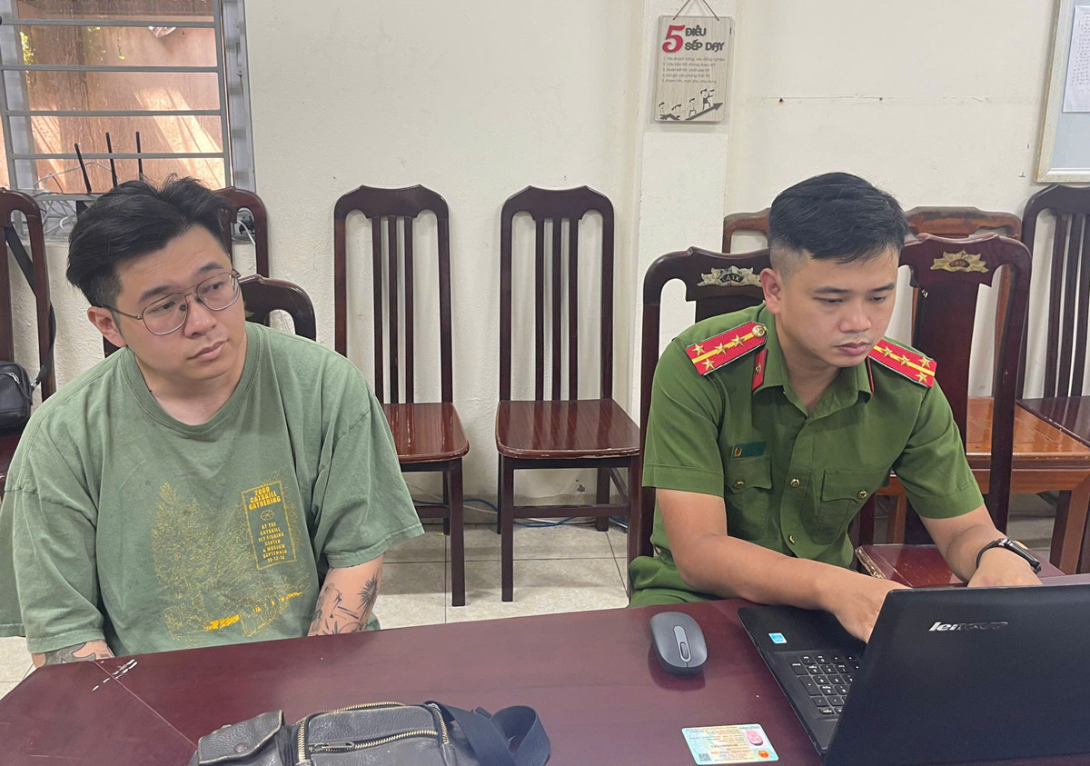 z6891864433144 2b30b71414ef7285d51c40bbf806959c 8898 3381.jpg