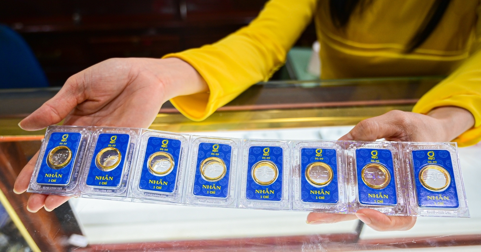 Giá vàng hôm nay 22/8/2025: Vàng nhẫn liên tục lập kỷ lục mới, SJC trên đỉnh cao