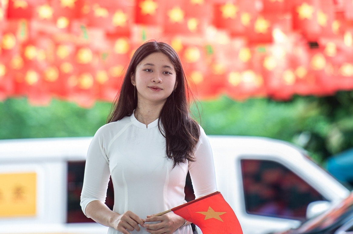 Cảnh tượng chưa từng thấy ở Thủ đô Hà Nội khiến tim mỗi người đều rưng rưng