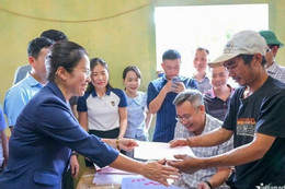 Chủ tịch tỉnh gỡ nút thắt 'sổ đỏ' cho gần 500 hộ đồng bào Đan Lai xóa nhà tạm