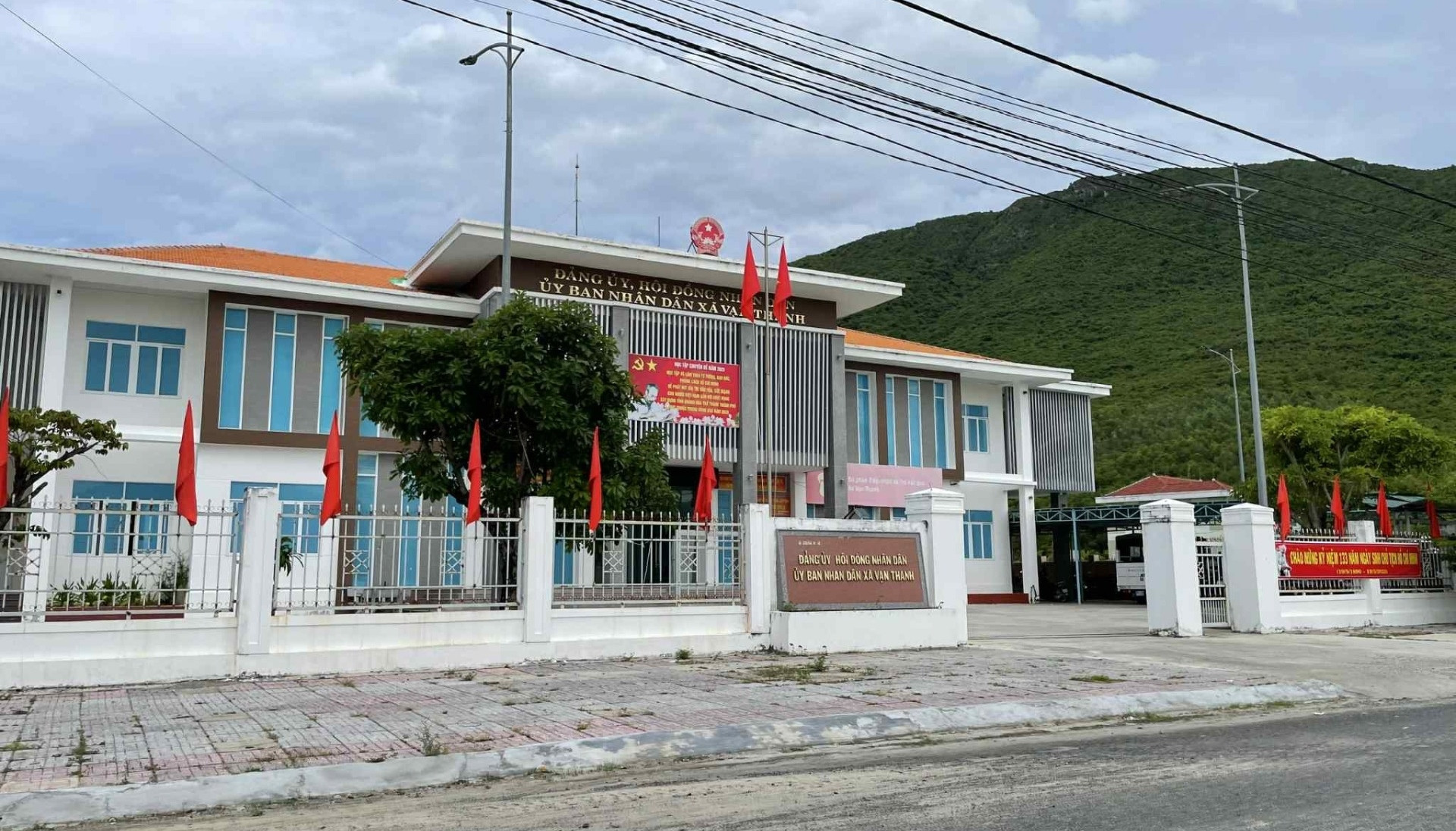 Cựu chủ tịch xã ‘phù phép’ đất bỏ hoang thành sổ đỏ tiền tỷ