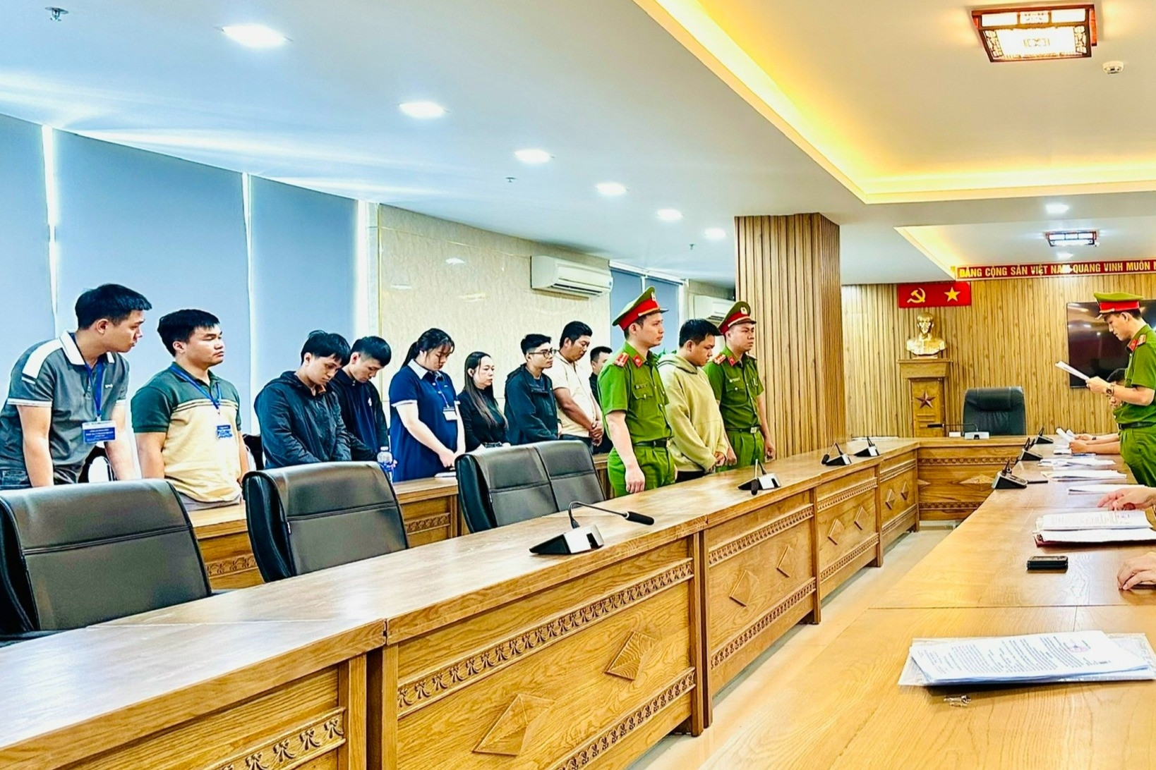 Khởi tố thêm 20 bị can trong đường dây rửa tiền 30.000 tỷ đồng