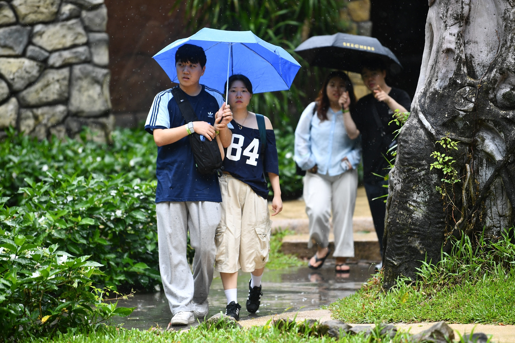 Dự báo thời tiết 23/8/2025: Biển Đông sắp đón bão, miền Bắc còn mưa giông rải rác