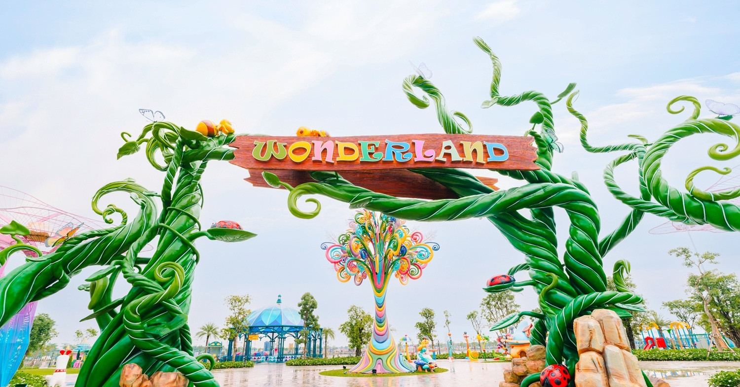 8Wonder 2025: Âm nhạc đẳng cấp, check-in công trình khát vọng Việt Nam