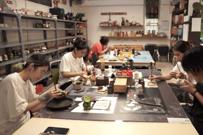 Cách yêu nước sáng tạo và độc đáo của gen Z