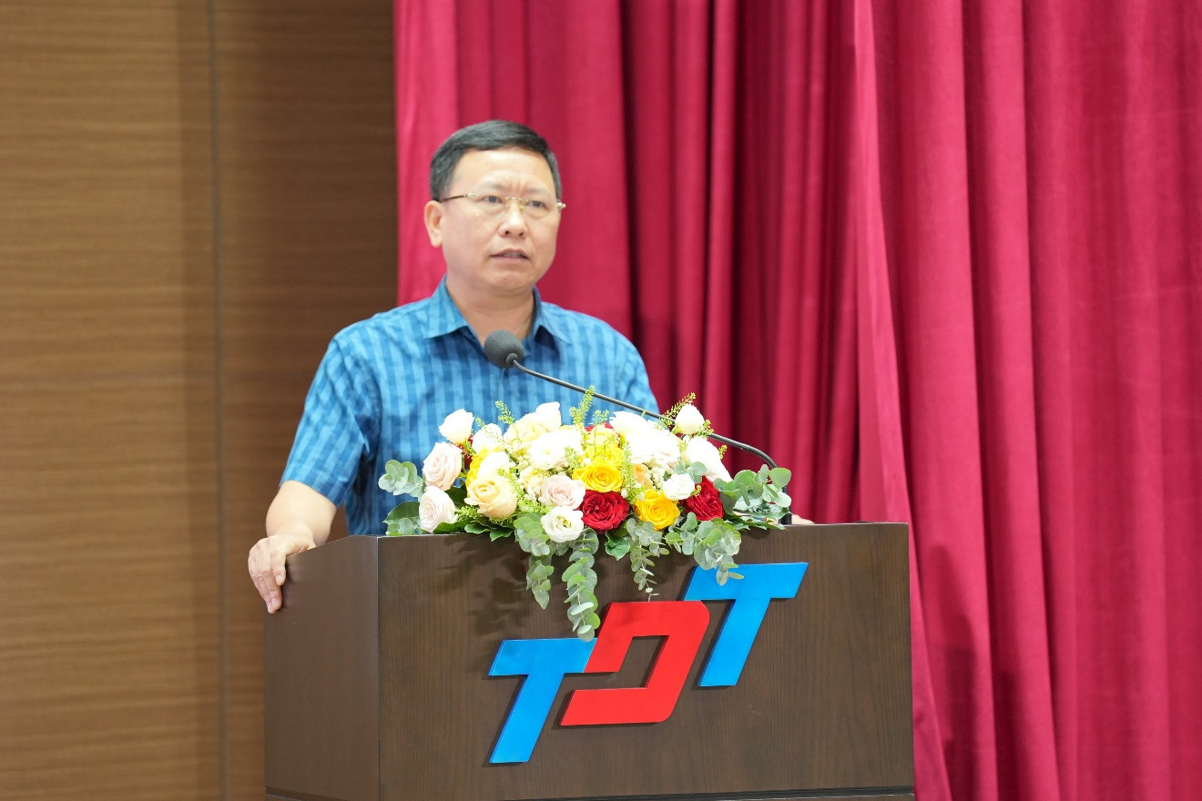 ĐH Tôn Đức Thắng01.jpg