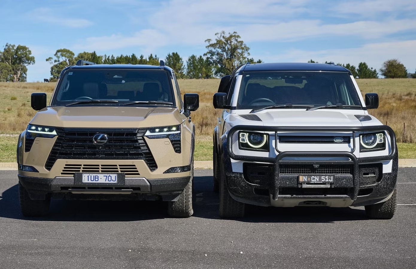 Land Rover Defender và Lexus GX: Cuộc đua ngôi vương SUV off-road hạng sang