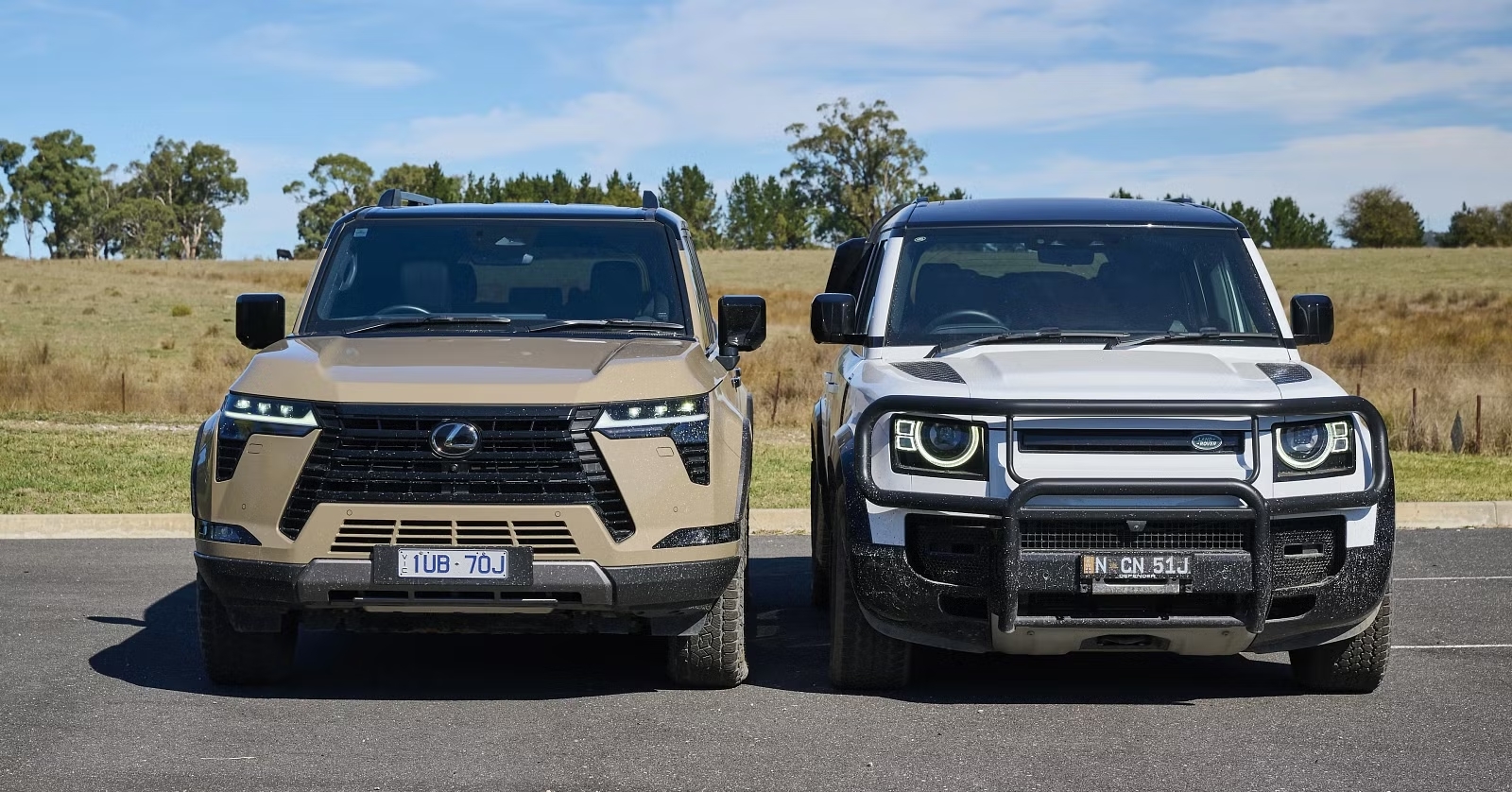 Lexus Land Rover Land Rover Defender và Lexus GX: Cuộc đua ngôi vương SUV off-road hạng sang