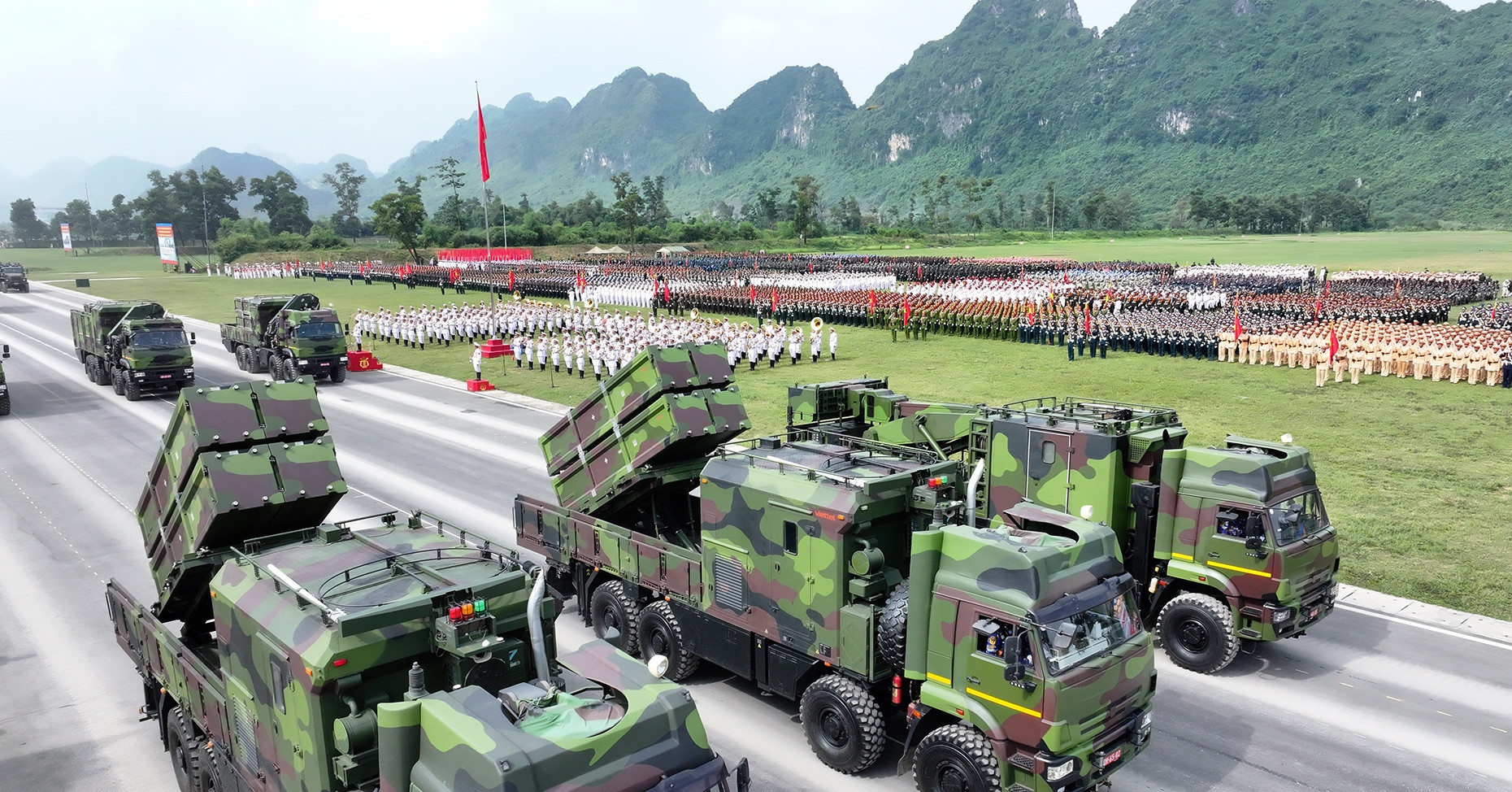 Những khí tài "khủng" nhất của Viettel tham gia diễu binh A80