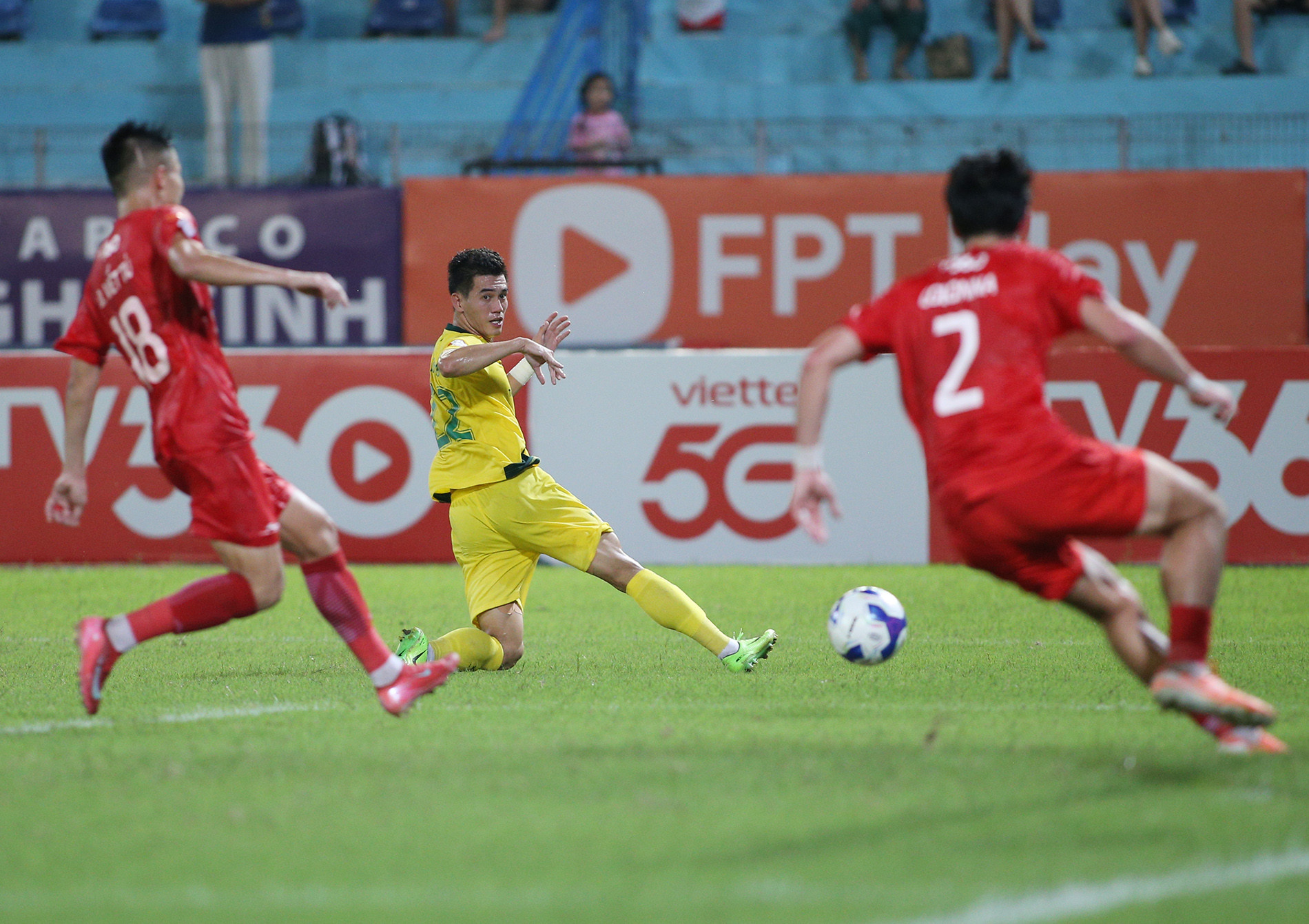 the cong viettel catphcm 13.JPG