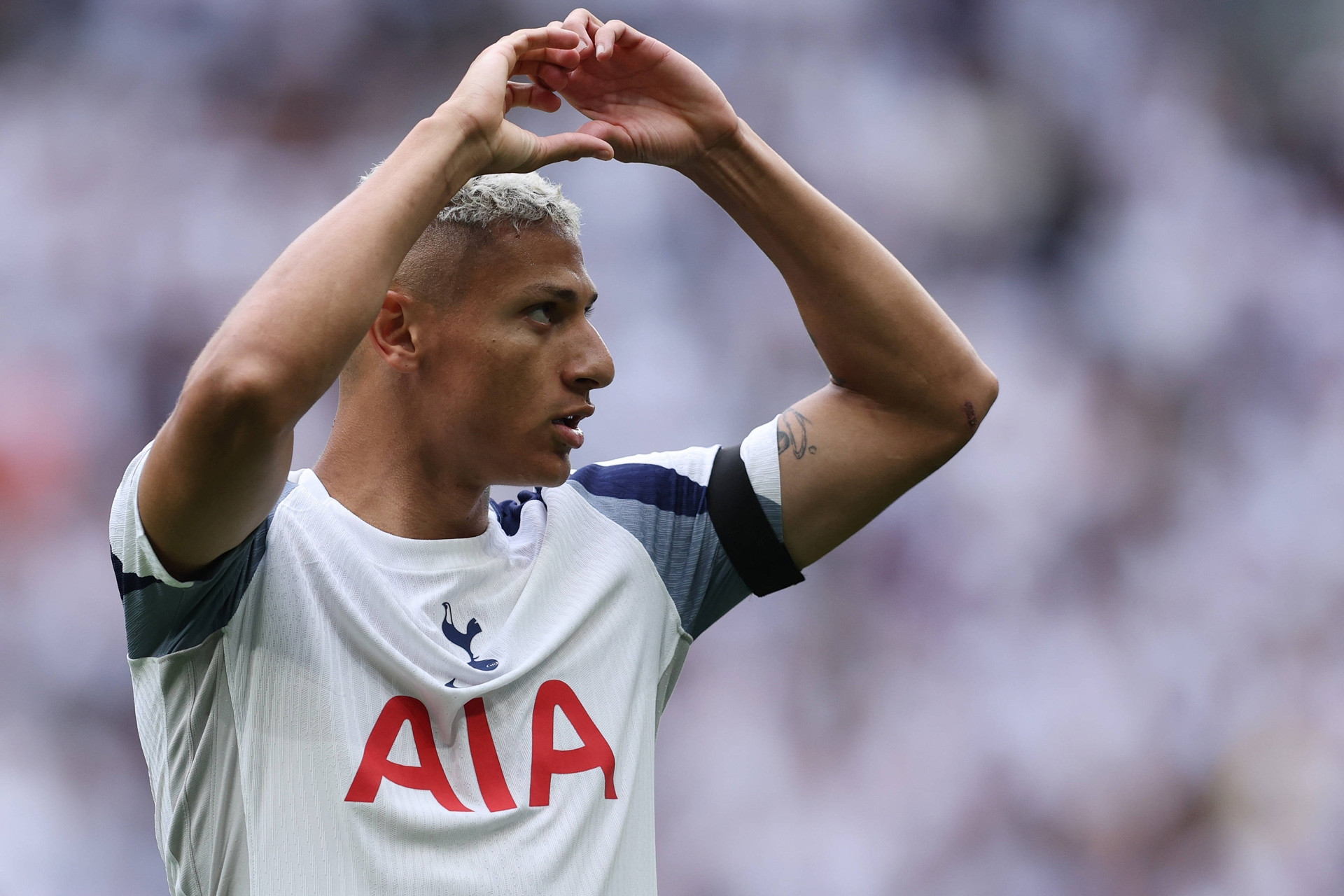 Tottenham đại chiến Man City: Khi Richarlison hóa thân Ronaldo
