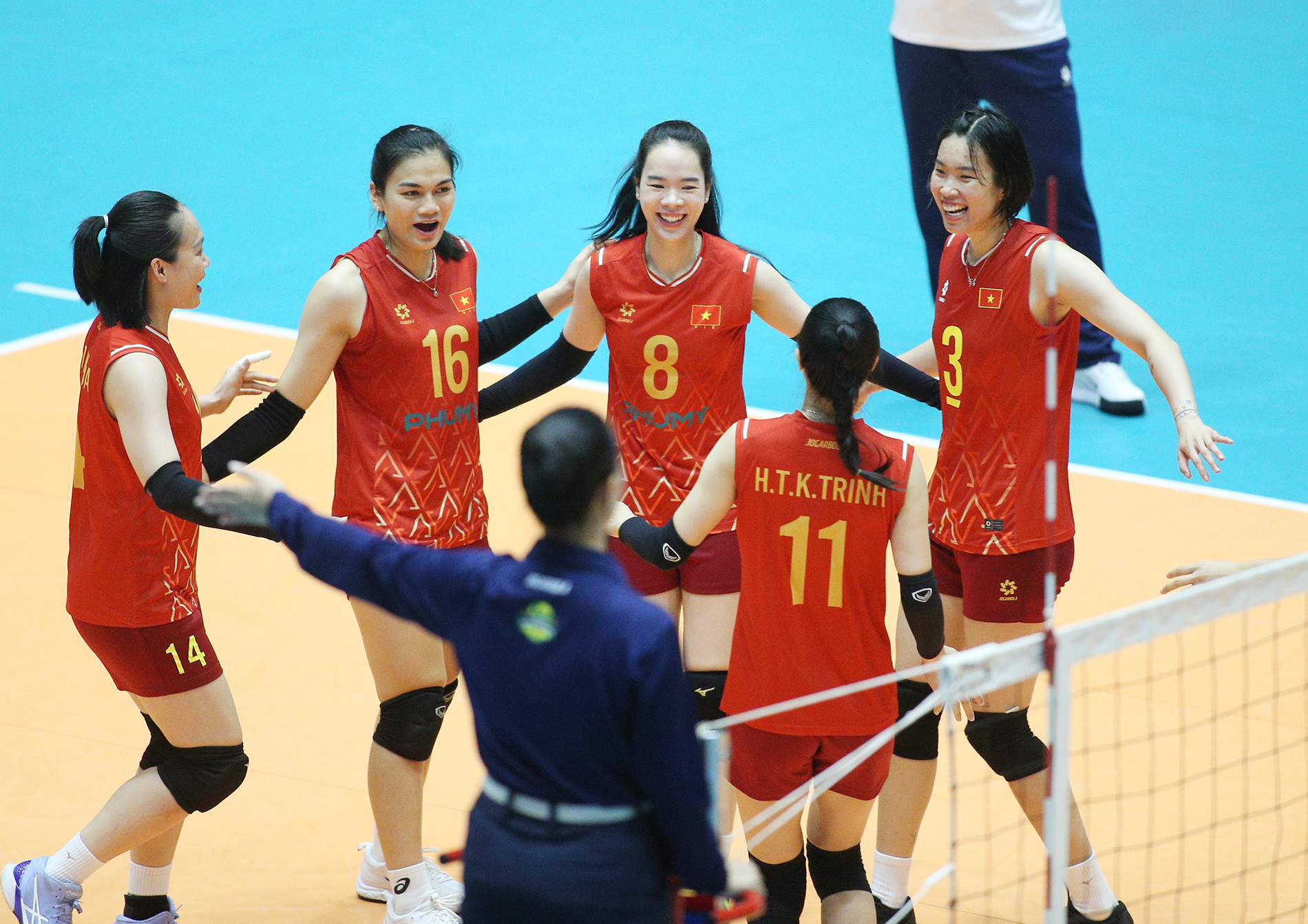 tuyen bong chuyen nu viet nam tay ban nha 7.JPG