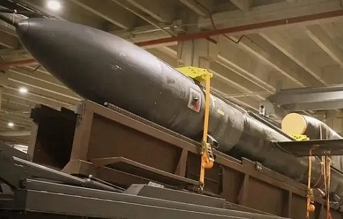 Ukraine khoe tên lửa mới, tầm bắn 3.000km giúp 'thay đổi cuộc chơi'