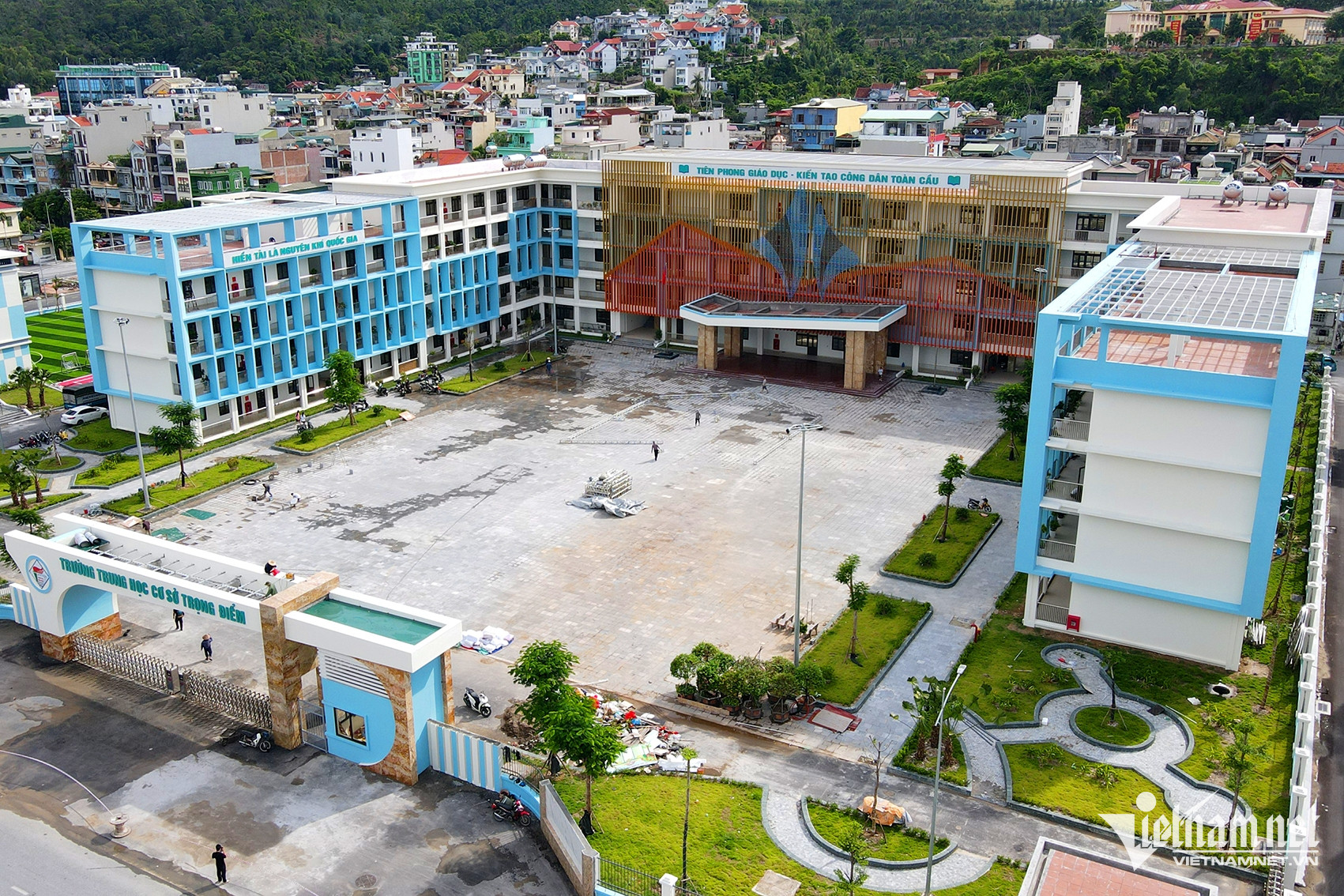W-រូបថត 2.JPG.jpg