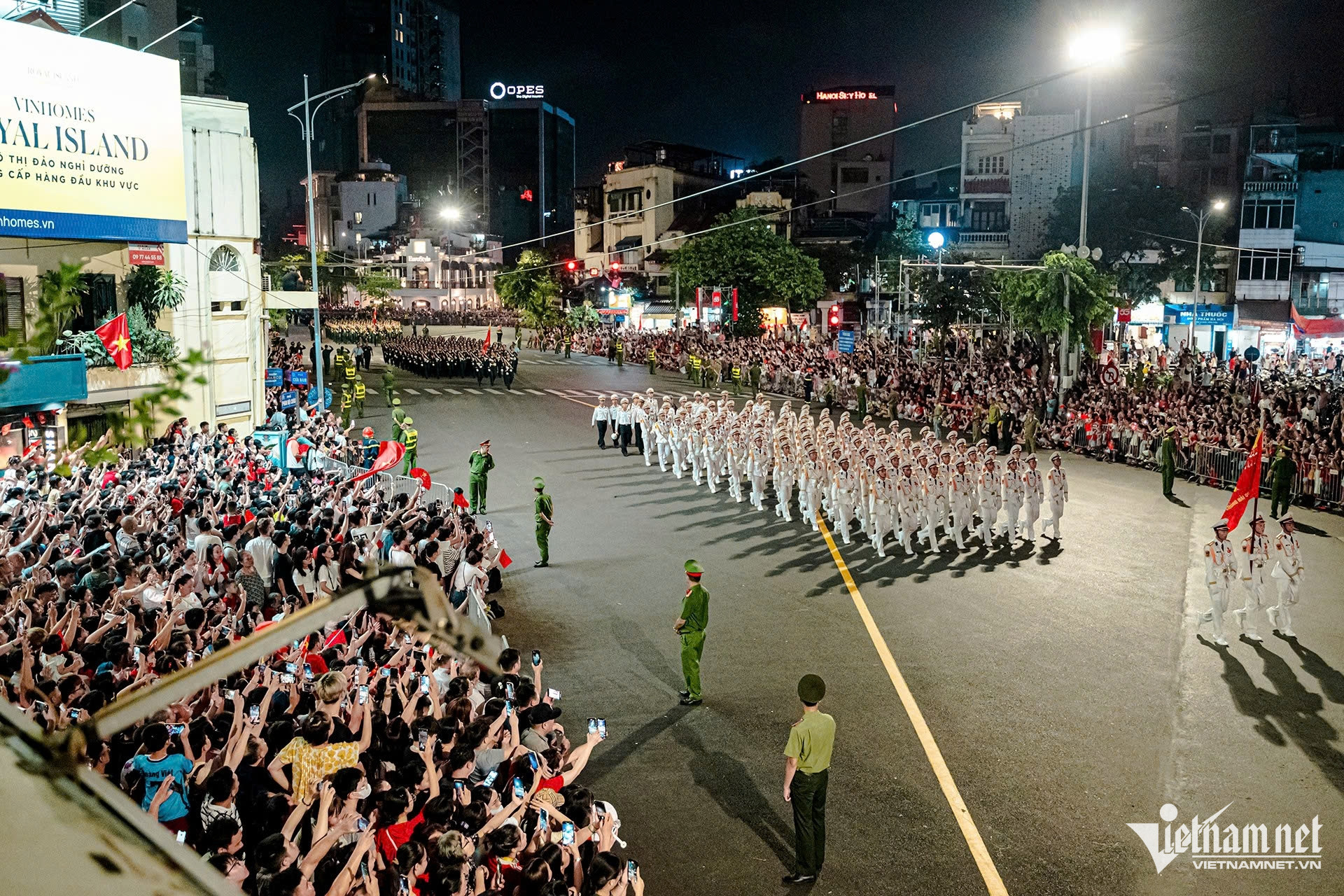 W-dieu binh.jpg