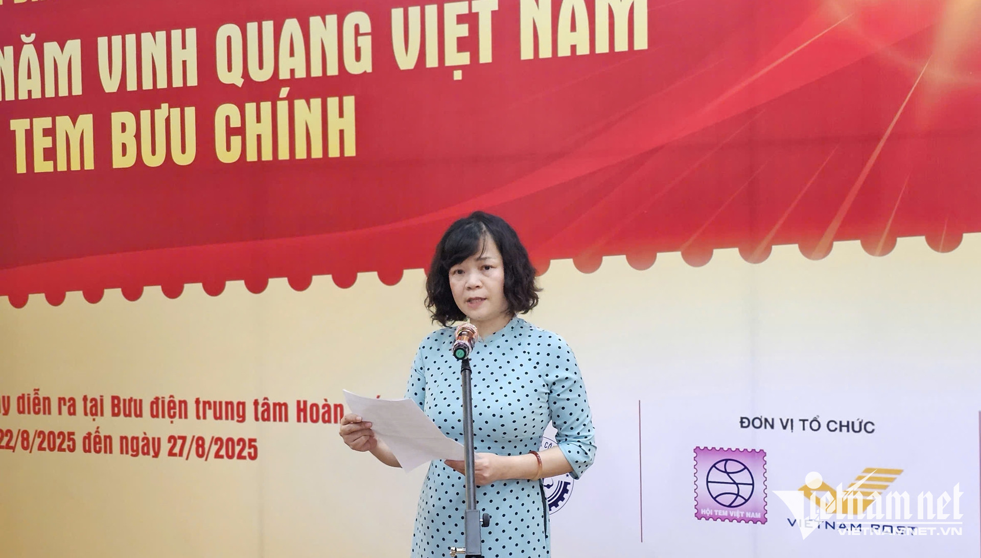 W-trung bay tem buu chinh mung 80 nam 02 1.jpg