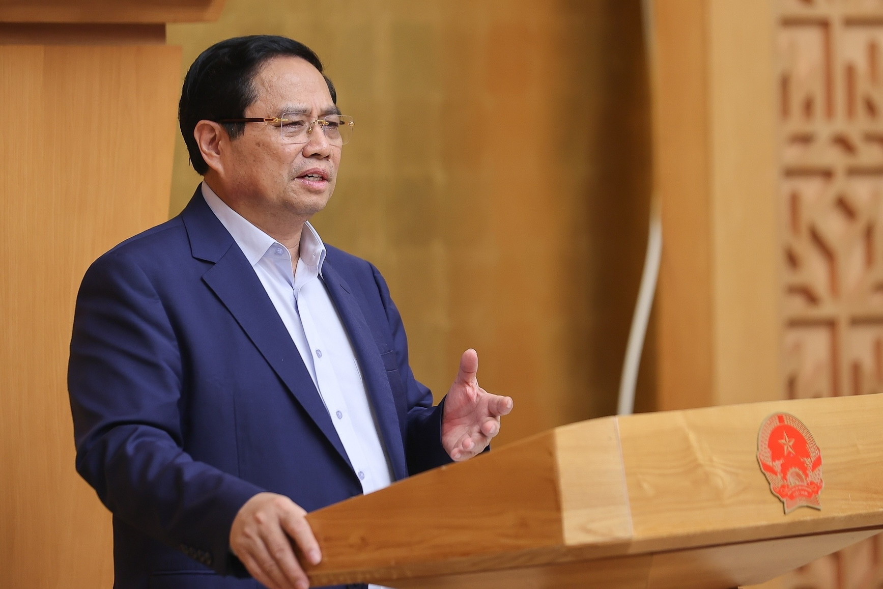 Thủ tướng: Muộn nhất 30/8 hoàn thành chi chế độ cho cán bộ nghỉ việc theo Nghị định 178