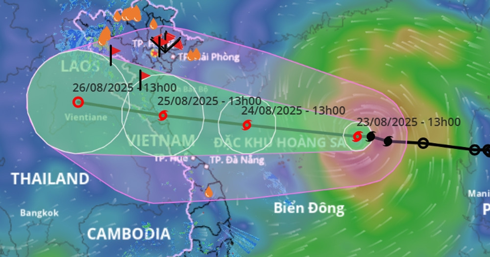 Bão số 5 di chuyển rất nhanh, liên tục mạnh lên...