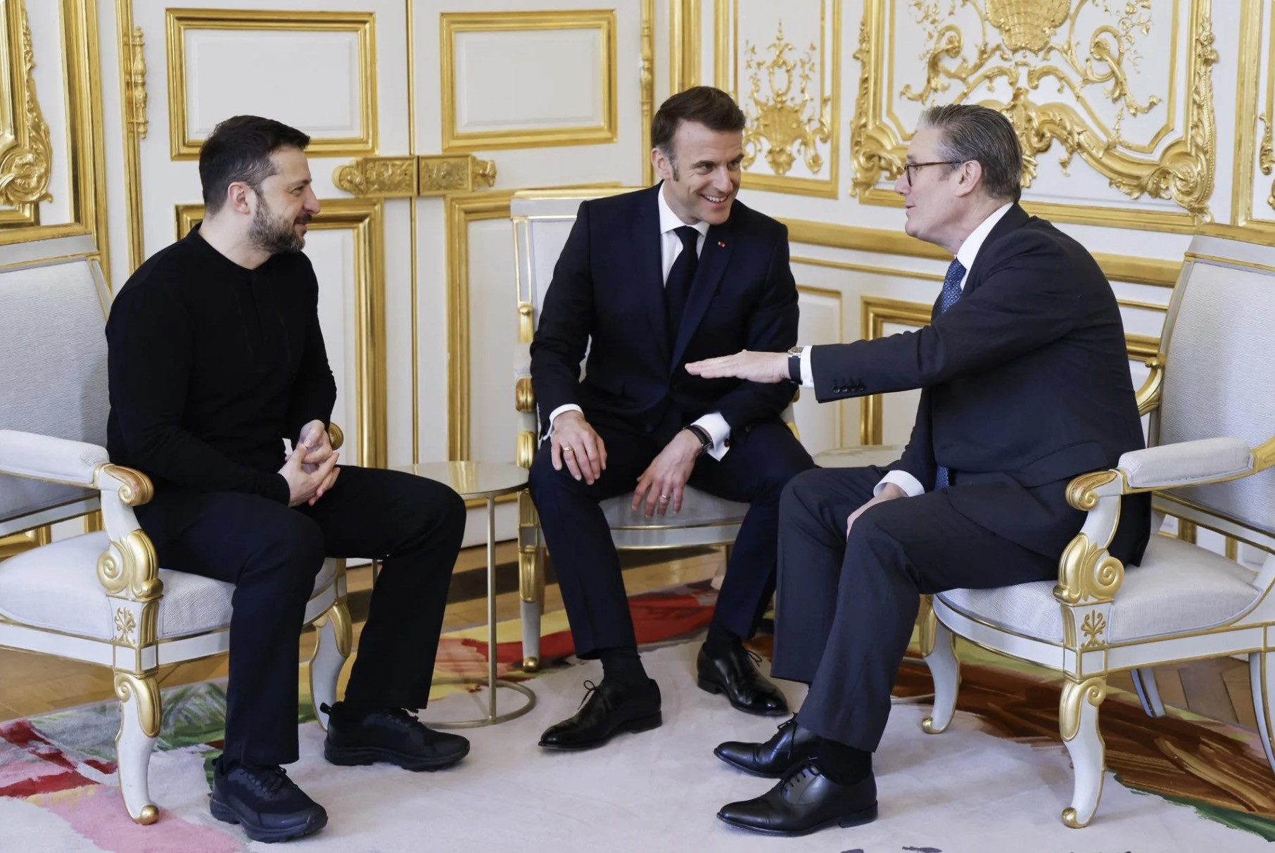 Pháp bất bình vì Bộ trưởng Italia kêu gọi cử Tổng thống Macron tới Ukraine