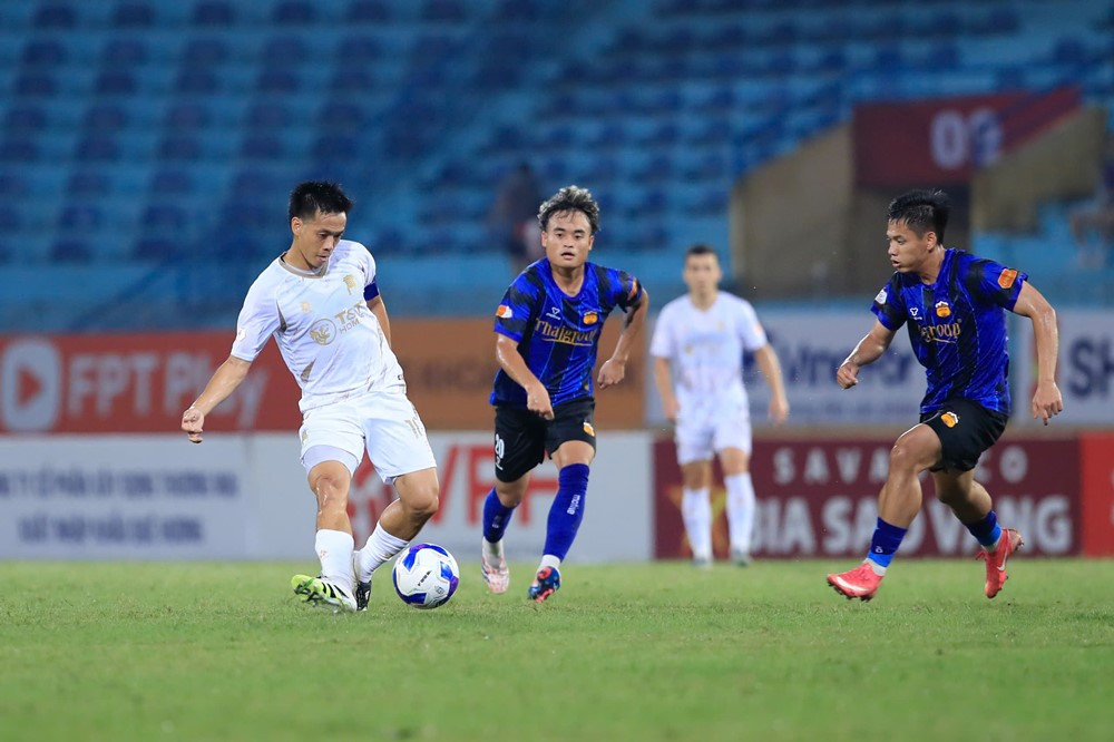 hanoi vs hagl 1.jpg