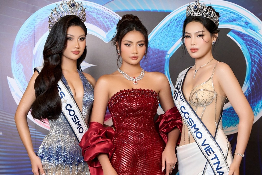 Hơn 80 thí sinh Miss Cosmo 2025 thi pickleball và golf, hoa hậu nhận 2,5 tỷ đồng