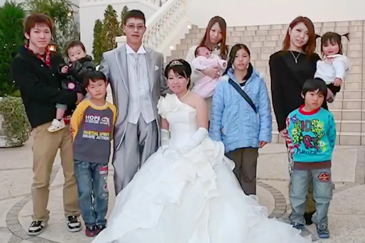 Lấy vợ nhiều hơn 39 tuổi, tài xế xe tải lên chức ông khi mới 27 tuổi