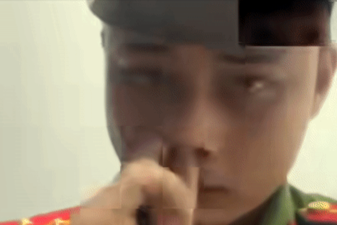 Nam thanh niên vạch mặt kẻ giả danh công an qua chi tiết bất thường