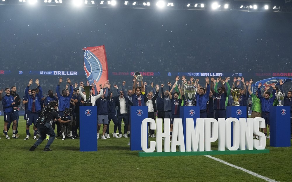 psg 5 cup.jpg