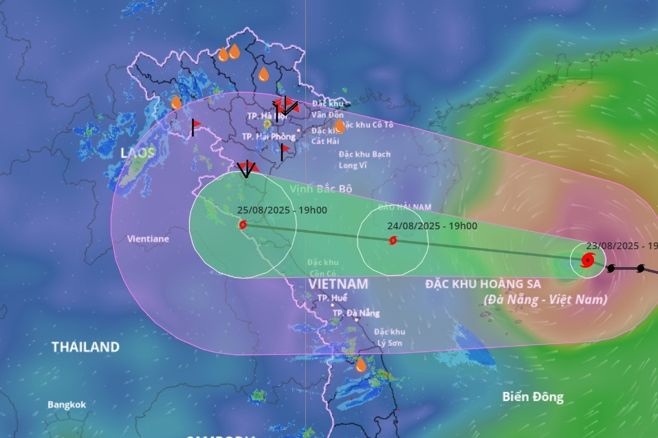 Thủ tướng yêu cầu các địa phương hoãn cuộc họp chưa cần thiết để ứng phó bão