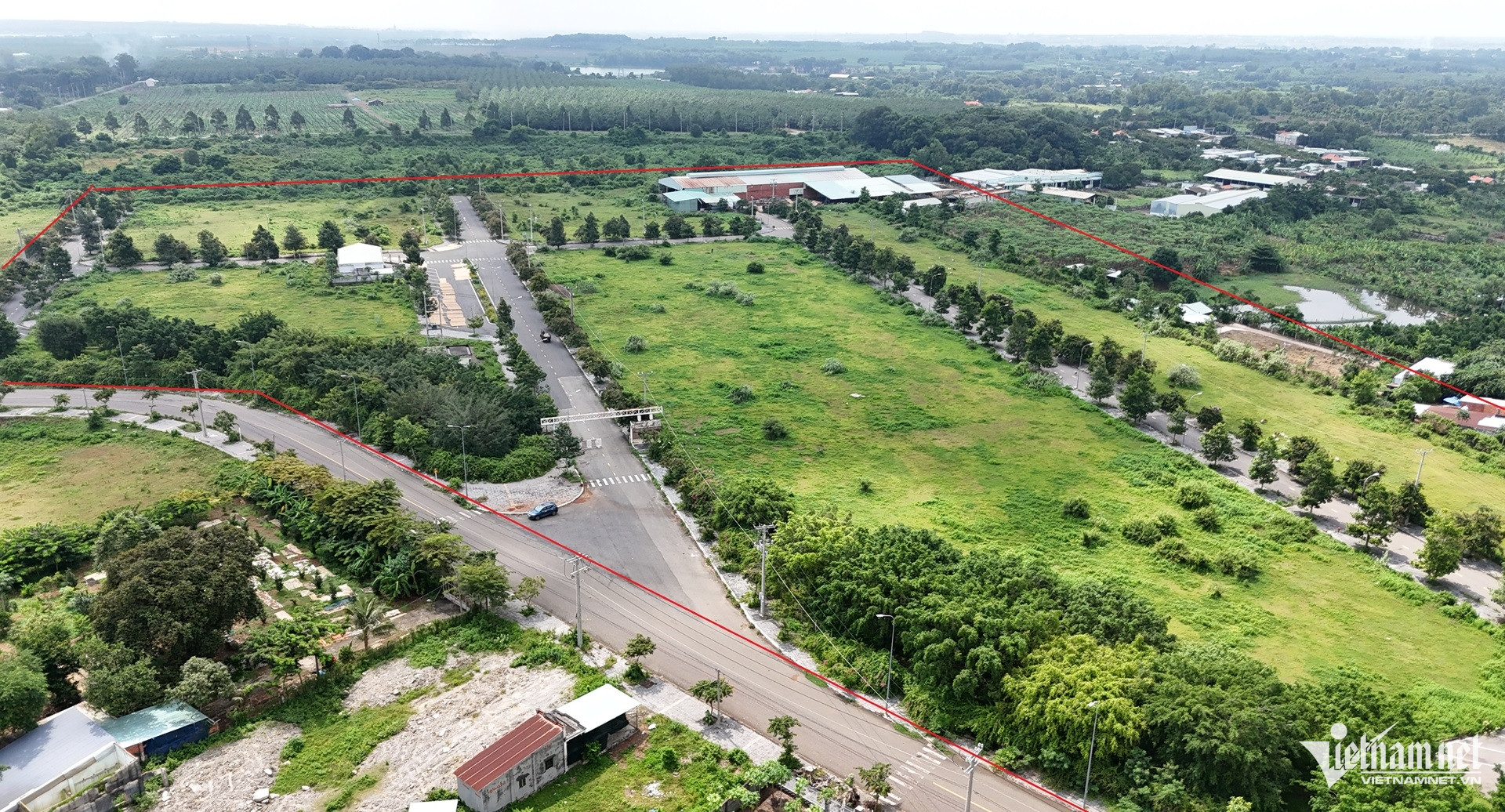 W-Cụm công nghiệp hòa long bỏ hoang.JPG.jpg