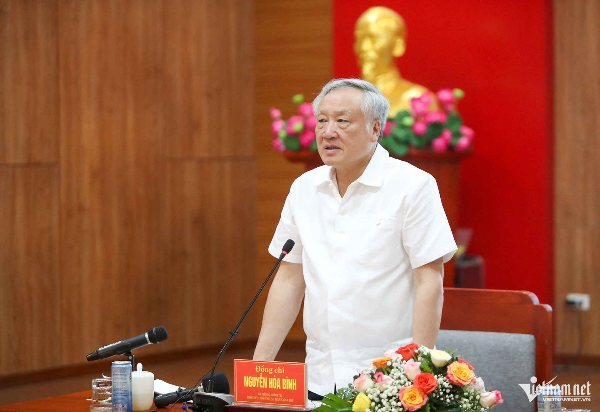 W-Pho Thu tuong 2.jpg