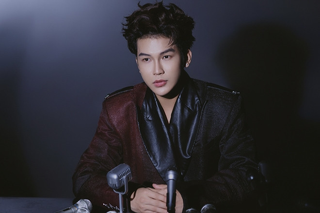 Nghệ sĩ Tiêu Minh Phụng từng phát tờ rơi, chạy xe ôm