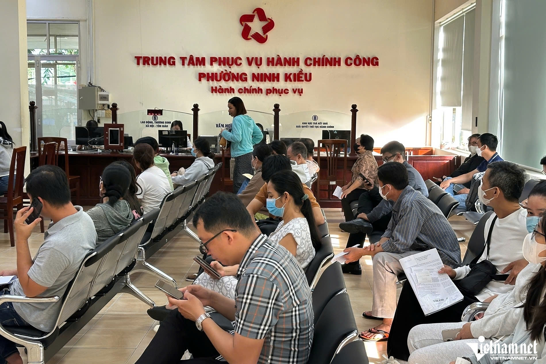 Thủ tướng: Cắt giảm tối thiểu 30% điều kiện kinh doanh, chi phí thủ tục hành chính