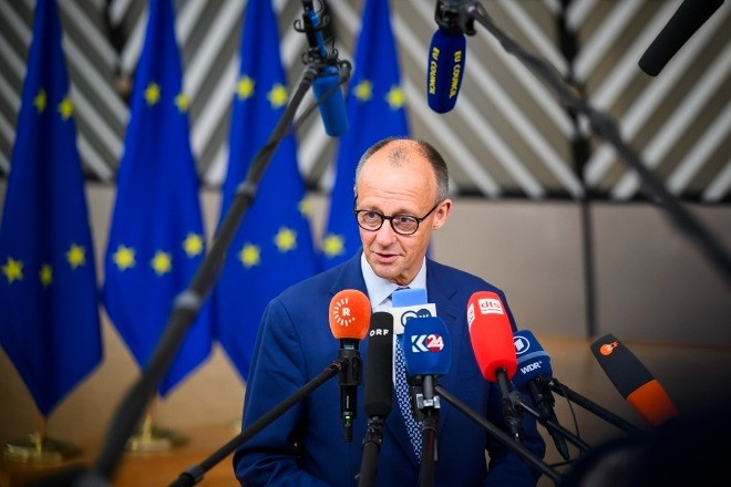 Thủ tướng Đức thừa nhận nền kinh tế gặp 'khủng hoảng'