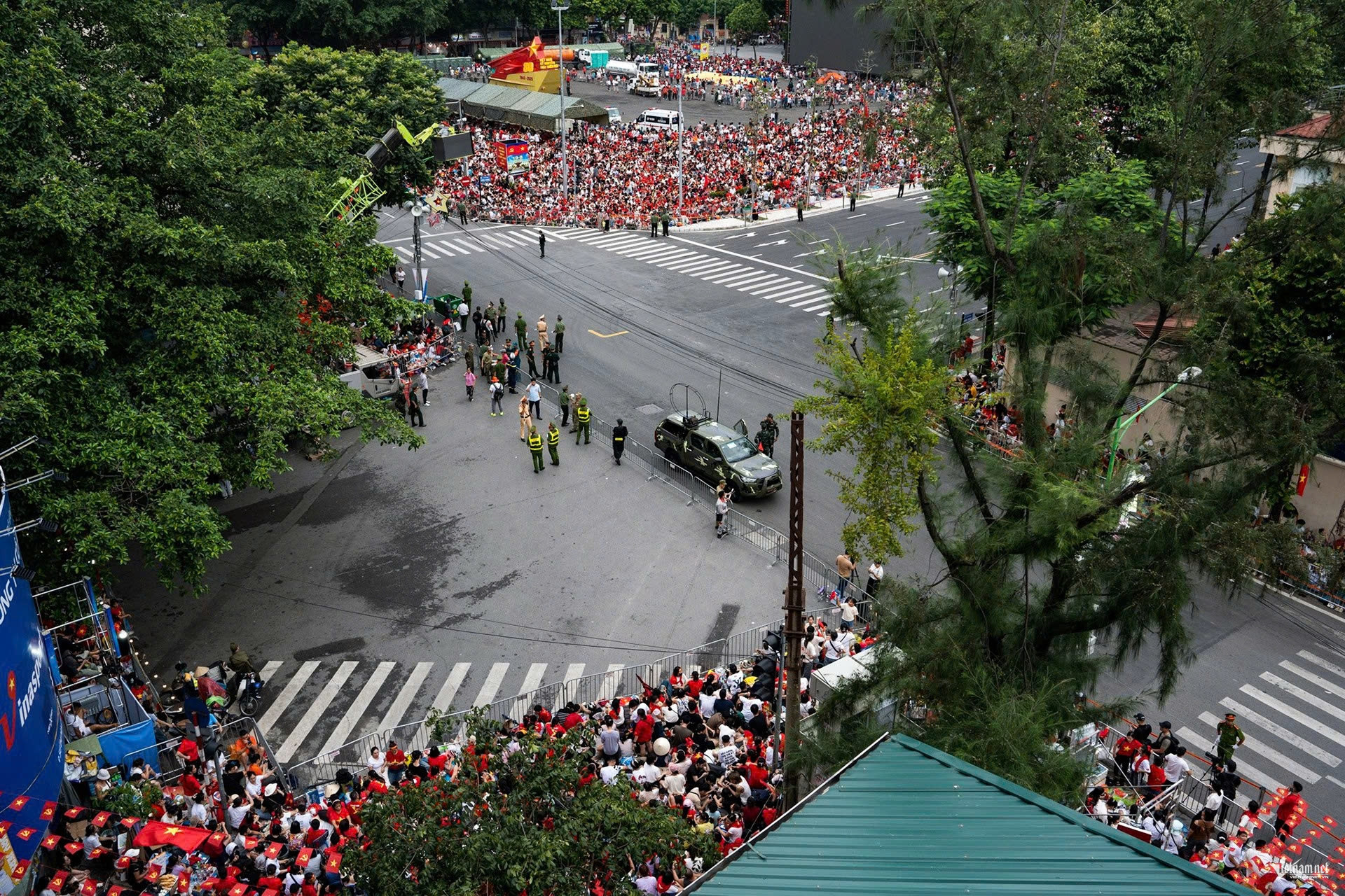 W-cấm đường.jpg