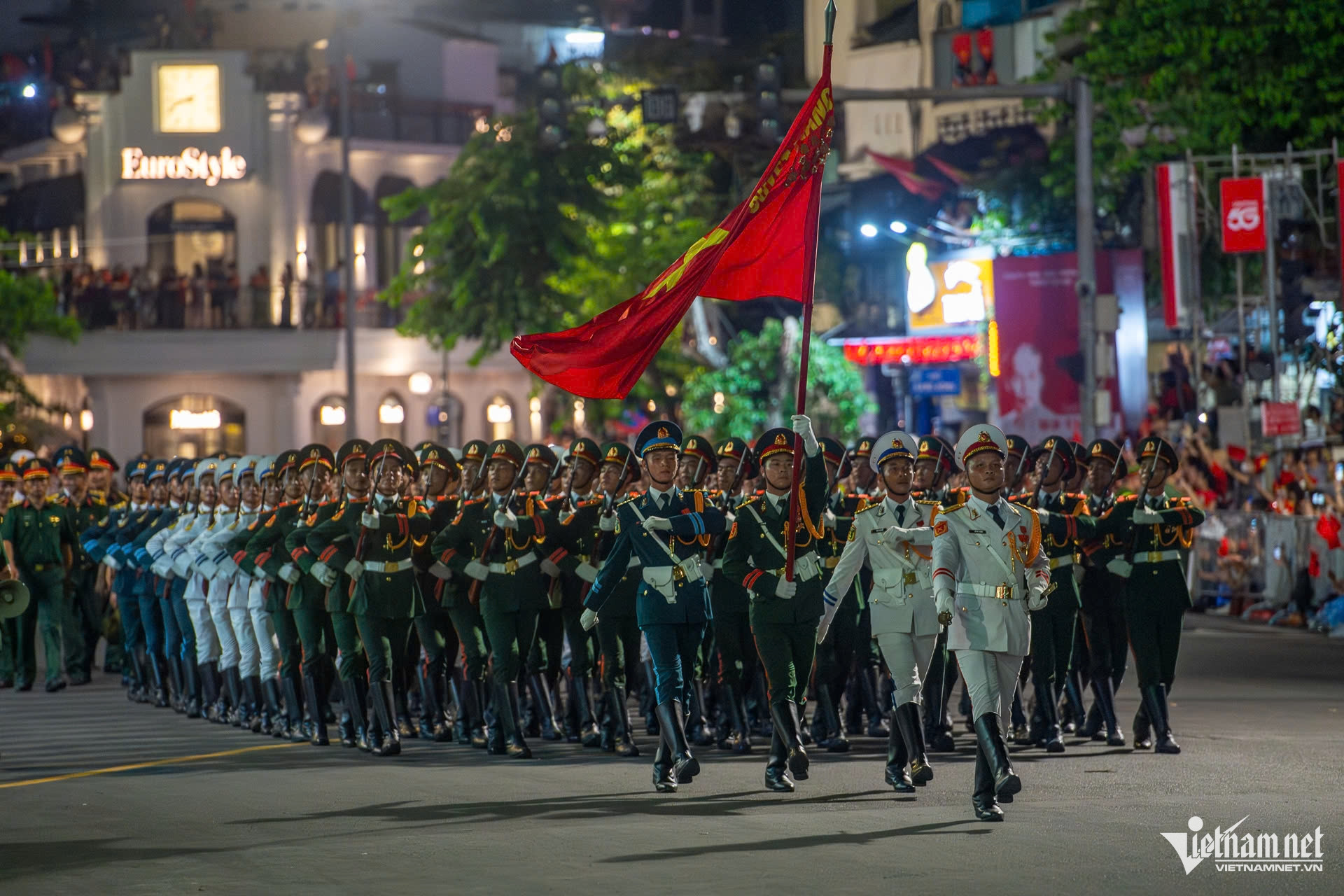 W-khoi danh dư.jpg