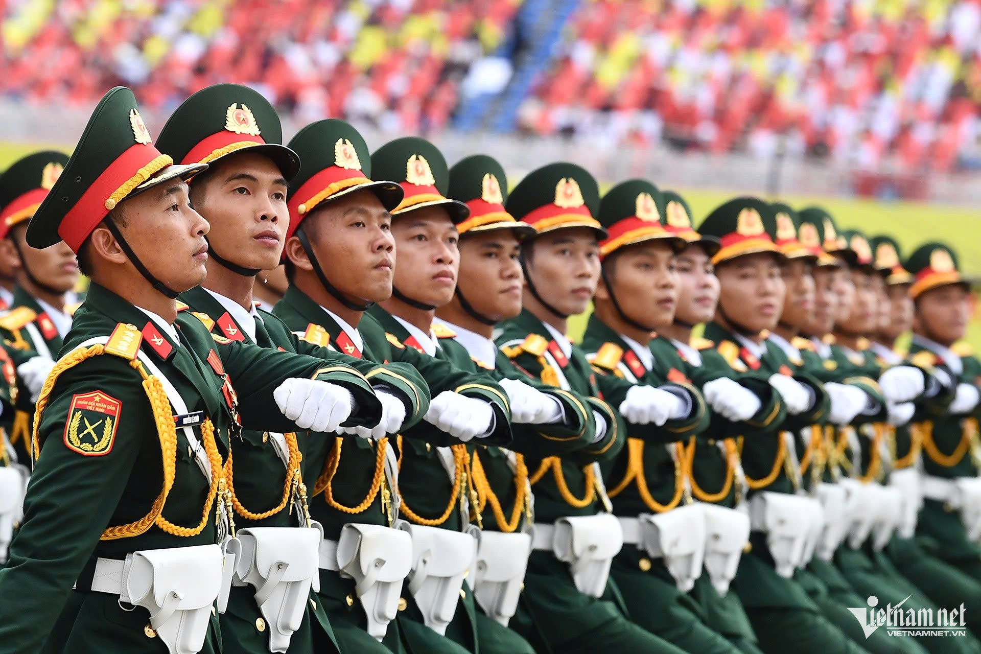 W-lục quân 1.jpg