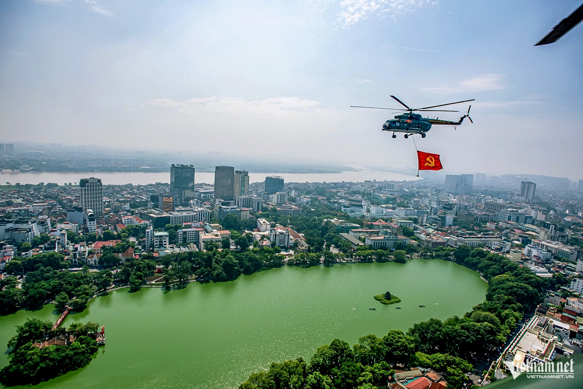 w z6939043973390 ebc94fe9b98cf75928f20b58d2a0905b 916.jpg