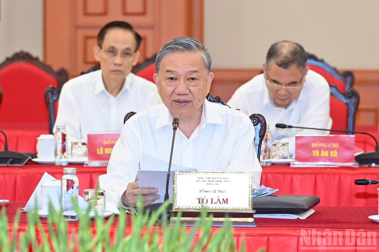 Bộ Chính trị cơ bản tán thành phương án nhân sự Quân đội tham gia Trung ương khóa 14