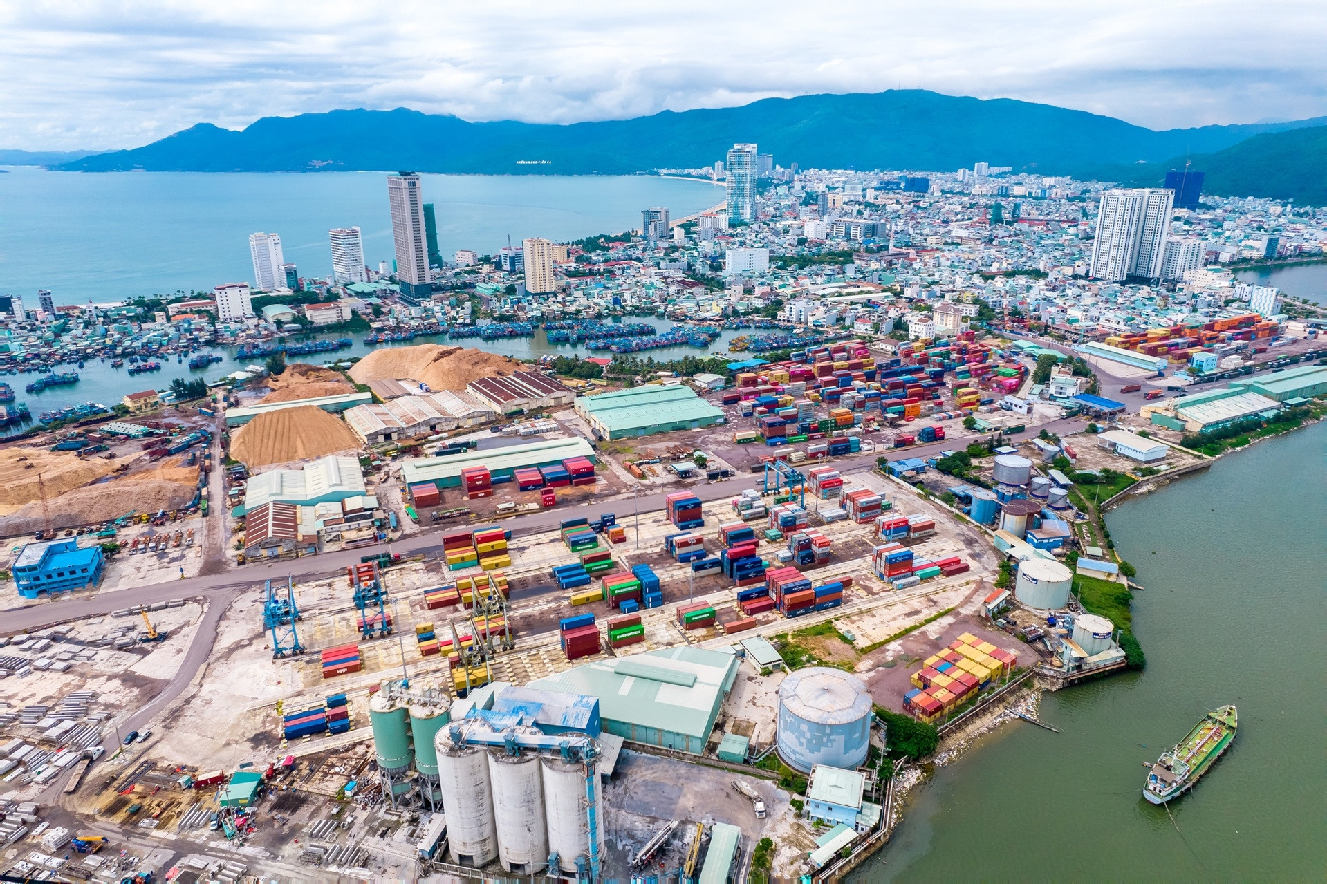 Hạ tầng công nghiệp bứt phá, Gia Lai rộng cửa đón ‘đại bàng về làm tổ’