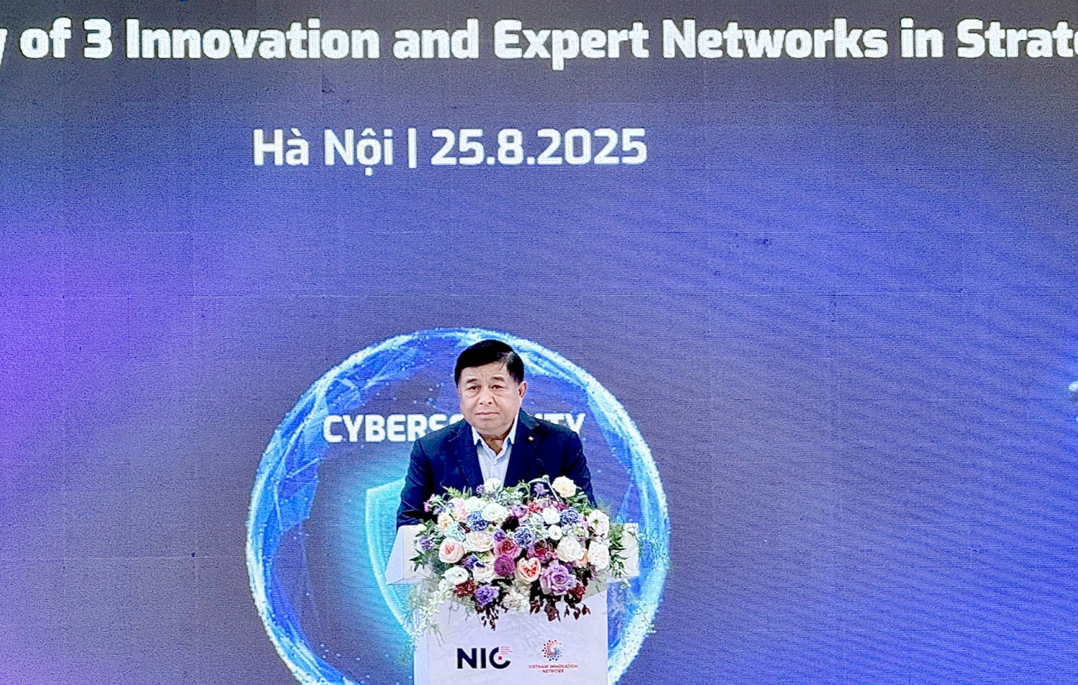 Nguyen Chi Dung 2.jpg