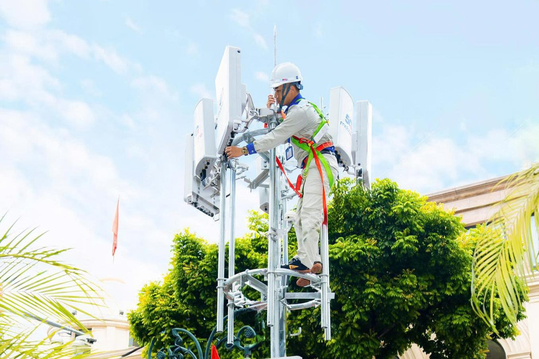 Thúc đẩy nhanh hợp tác để VNPT, Viettel chia sẻ hạ tầng cho MobiFone