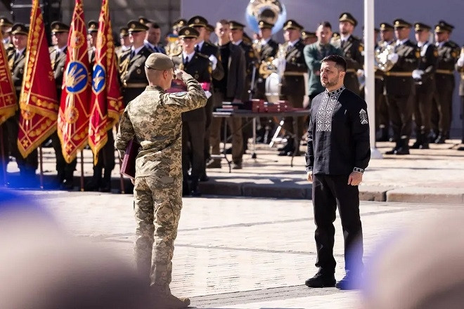 Ukraine nhất quyết giành lại bán đảo Crưm, không thỏa hiệp lãnh thổ với Nga