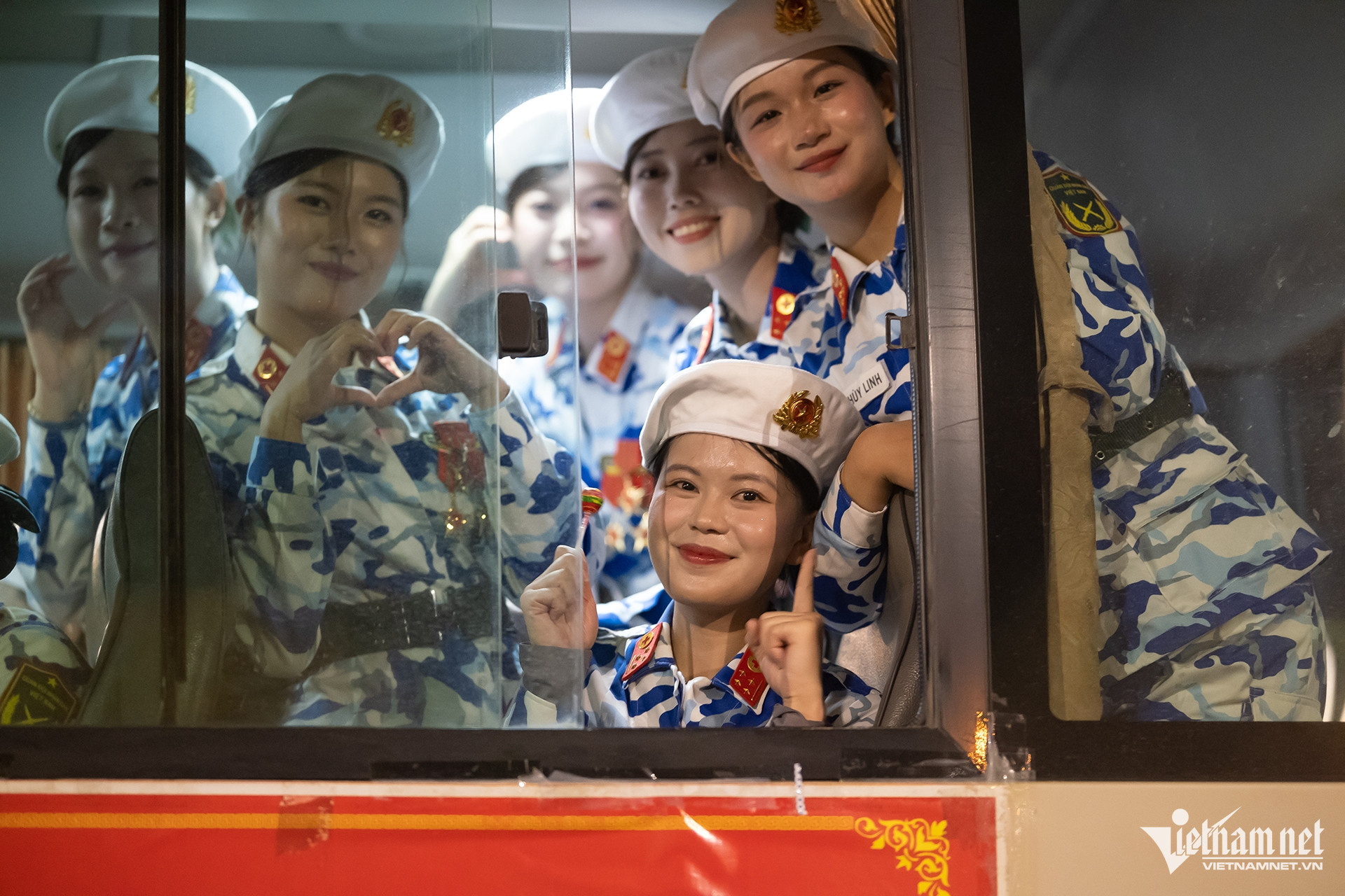 W-hop luyen lan 2 14.jpg