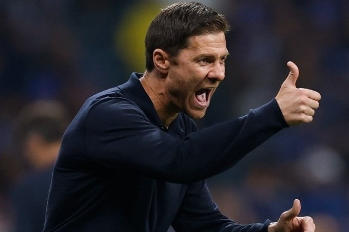 Xabi gây náo loạn đội hình Real Madrid, Chủ tịch Perez phản ứng lạ